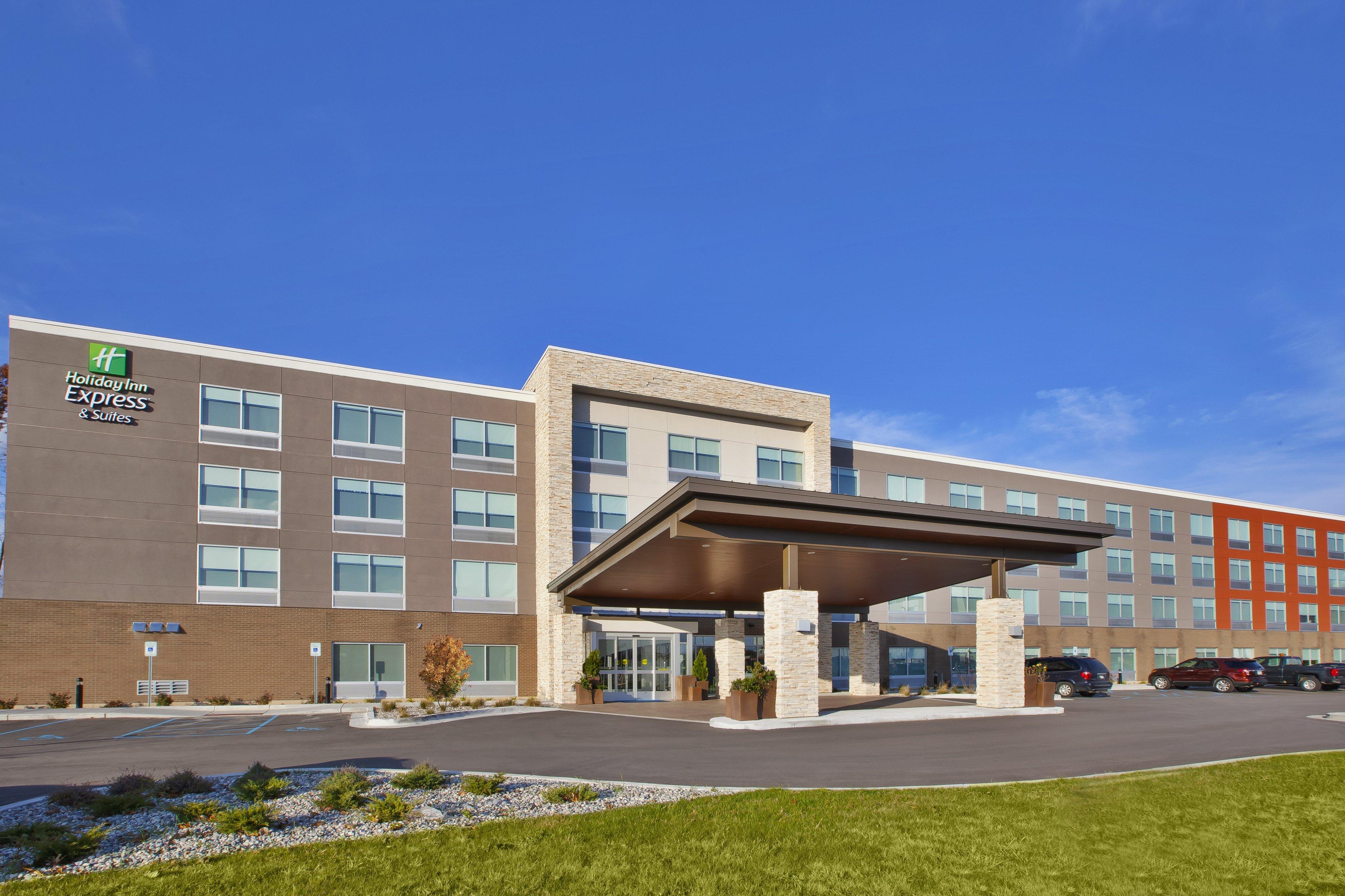Holiday Inn Express & Suites Grand Rapids Airport North By Ihg Cascade Exterior photo
